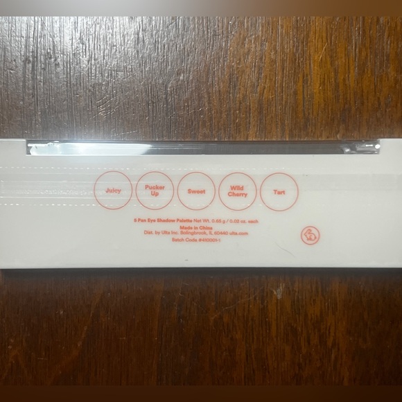 NWT Ulta Beauty Collection 5 Pan Eyeshadow Palette - Picture 3 of 3